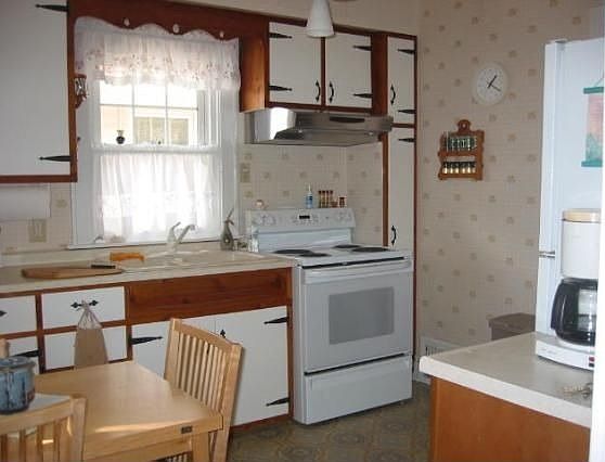 1st image of 713 Marshall Ave