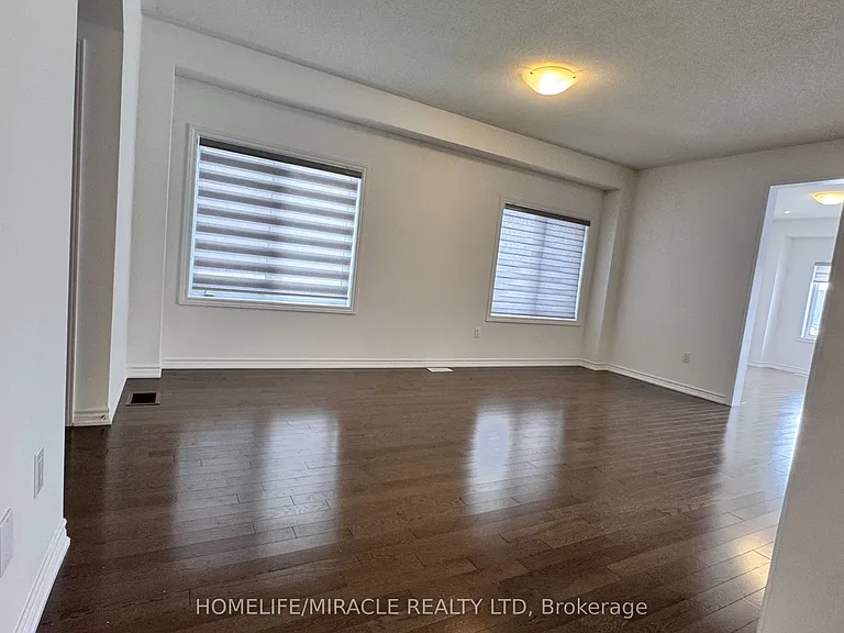 166 Seeley Ave — Photo 14