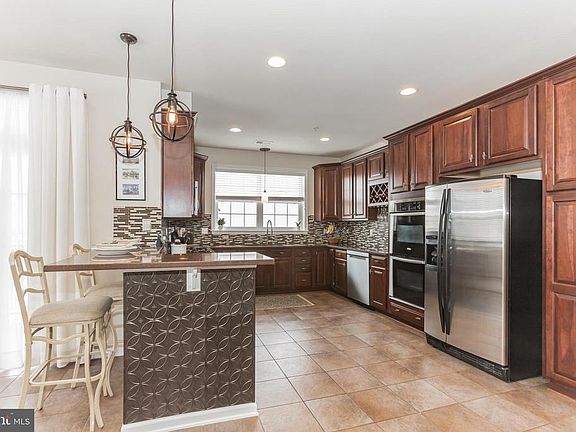 Stunning, large kitchen with natural light