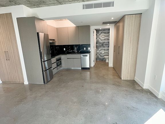 4th image of 2371 Frederick Douglass Blvd #G8