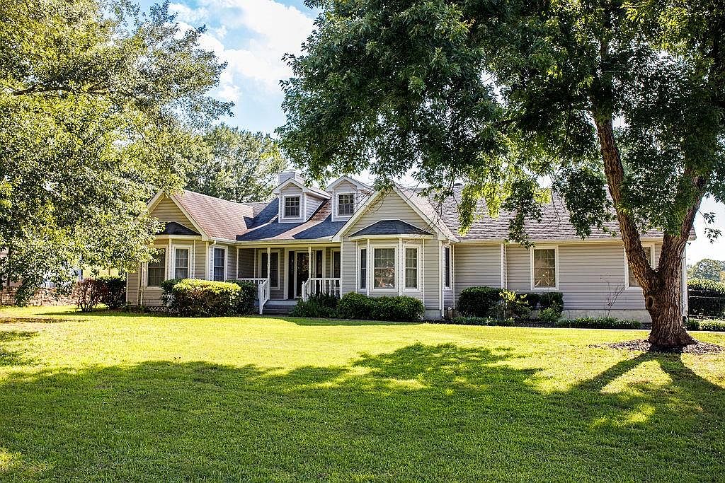 160 Meadow Lakes Blvd, Cedartown, GA 30125 MLS 7244417 Zillow
