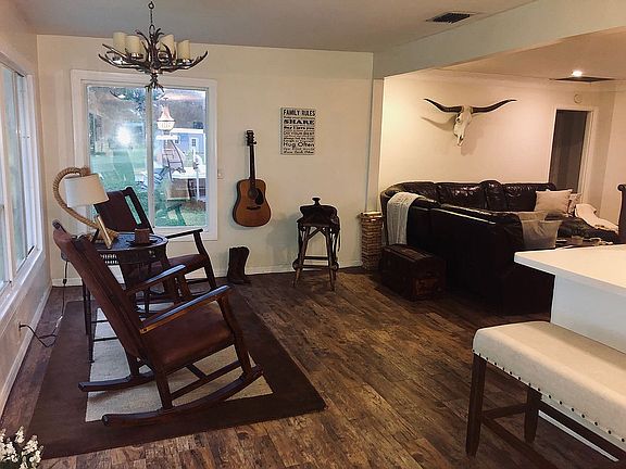 4th image of 25310 Oakmont Dr