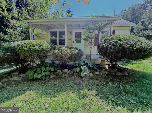 61 Mabry St, Mertztown, PA 19539