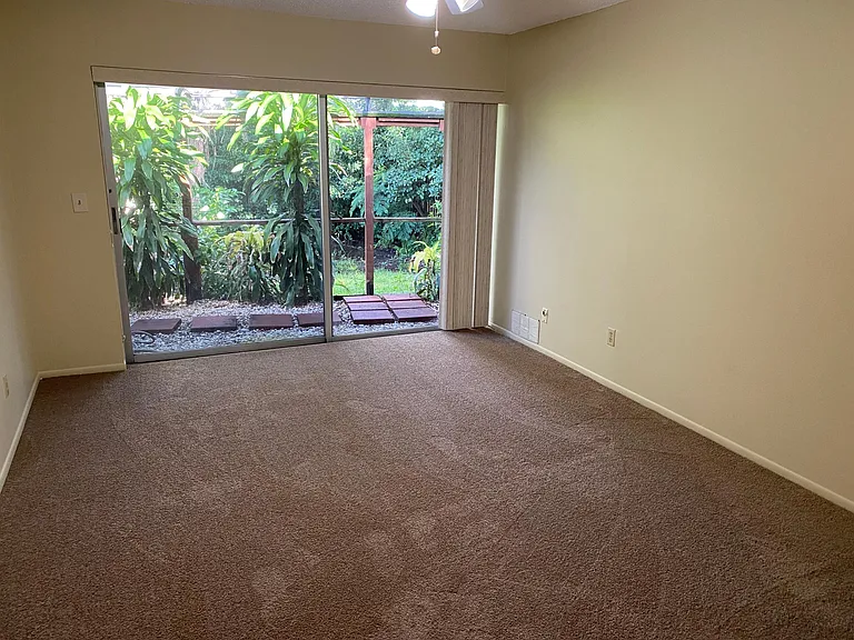 1939 Arvis Cir W — Photo 23