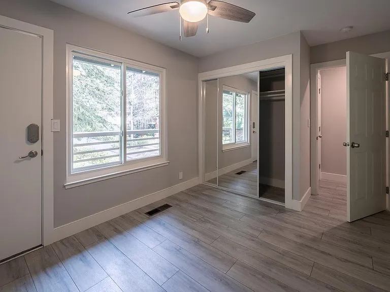 1100 Sharon Park Dr #41 — Photo 10