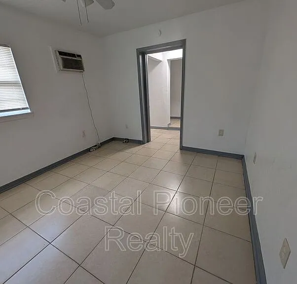 3721 N Whittier St — Photo 58