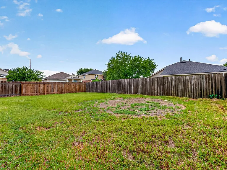 17230 Hollow Sands Ct — Photo 37