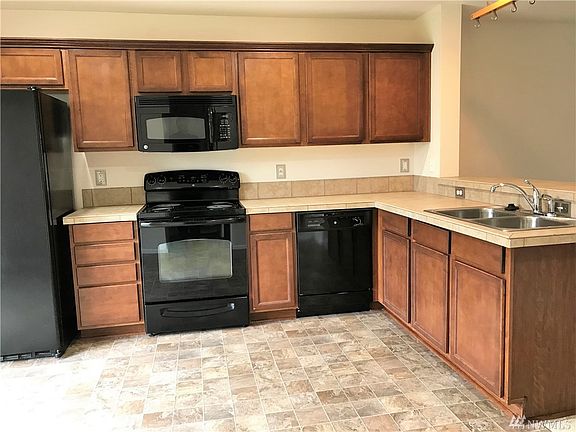 3rd image of 13409 SE 240th Pl