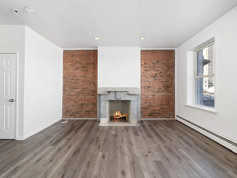 43 Fulton St #2A — Photo 4