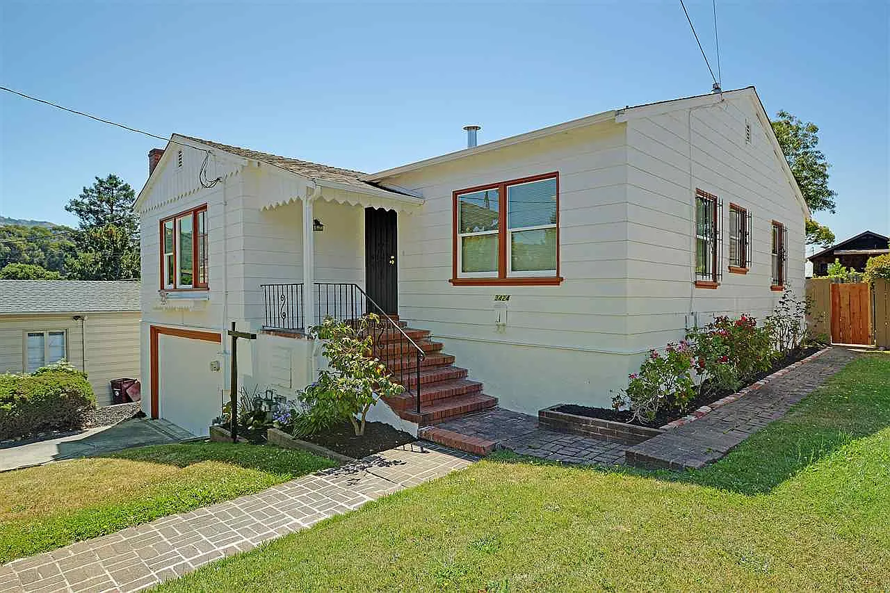 3424 Simmons St photo 1