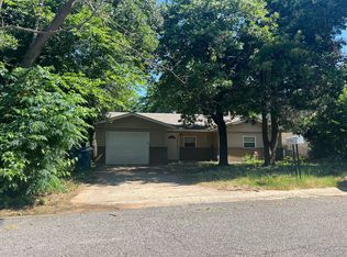 541 Franklin St, Jones, OK 73049