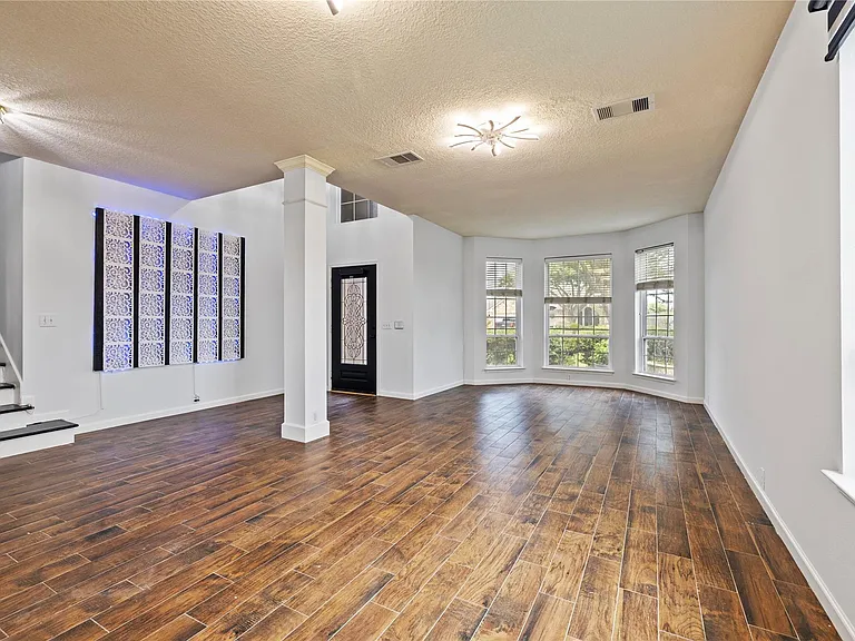 4803 Windcross Ct — Photo 7