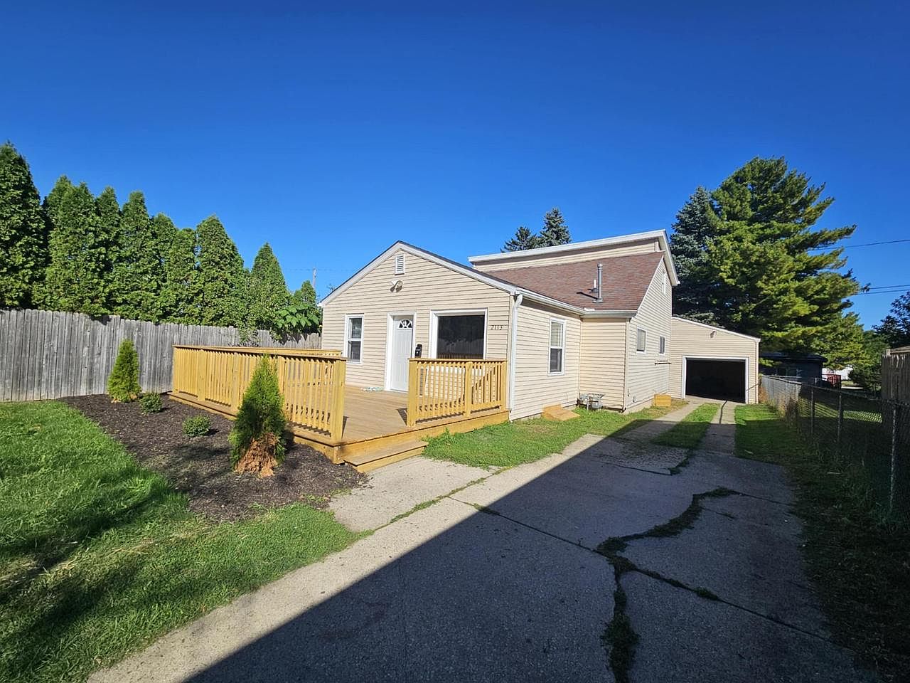2113 Kentucky STREET, Racine, WI 53405 | Zillow