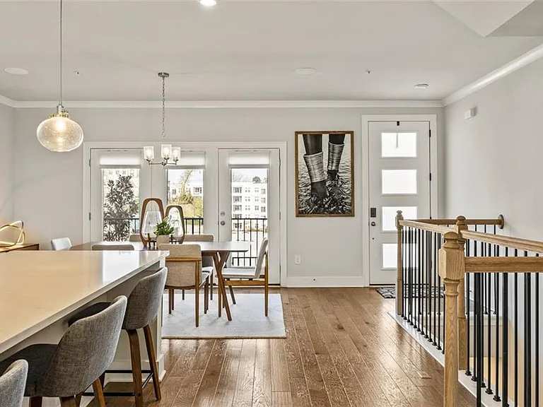 2145 Burnside Dr NW — Photo 9
