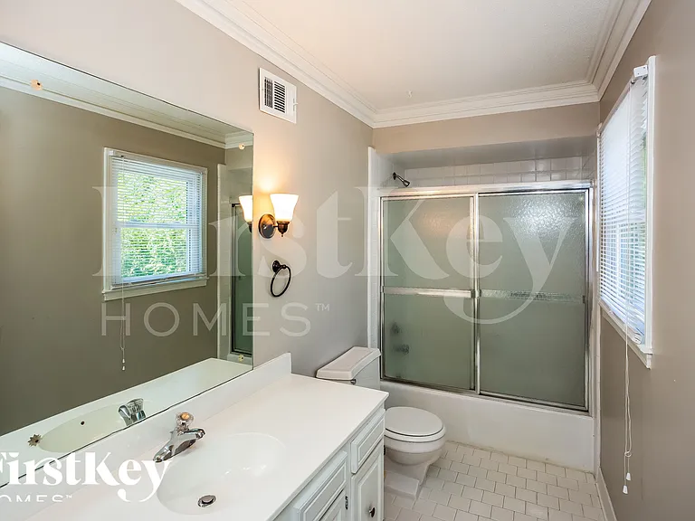 6991 Dashwood Dr — Photo 12