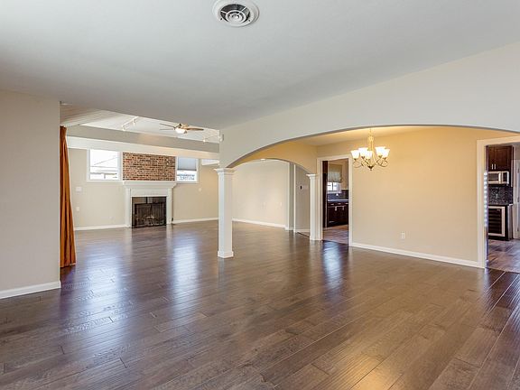 5th image of 3006 Conway St
