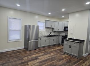 474 William St #1, Fall River, MA 02721