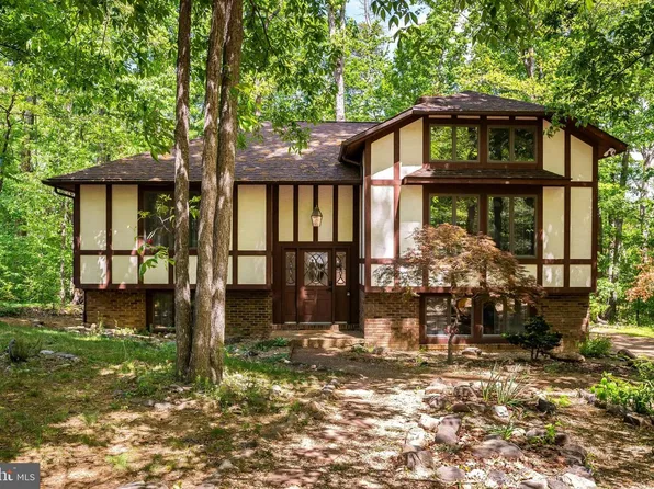 146 Rhododendron Ct, McGaheysville, VA 22840