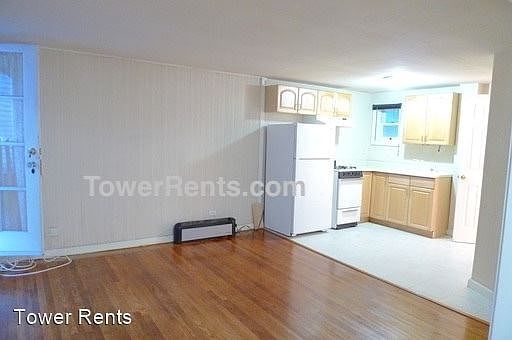 1st image of 7 Bridgeview Dr #A