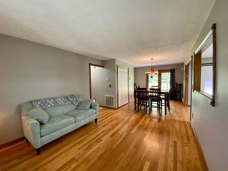 3134 S State Route 741 — Photo 2
