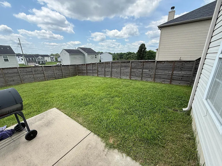 1124 Harmony Ln — Photo 37