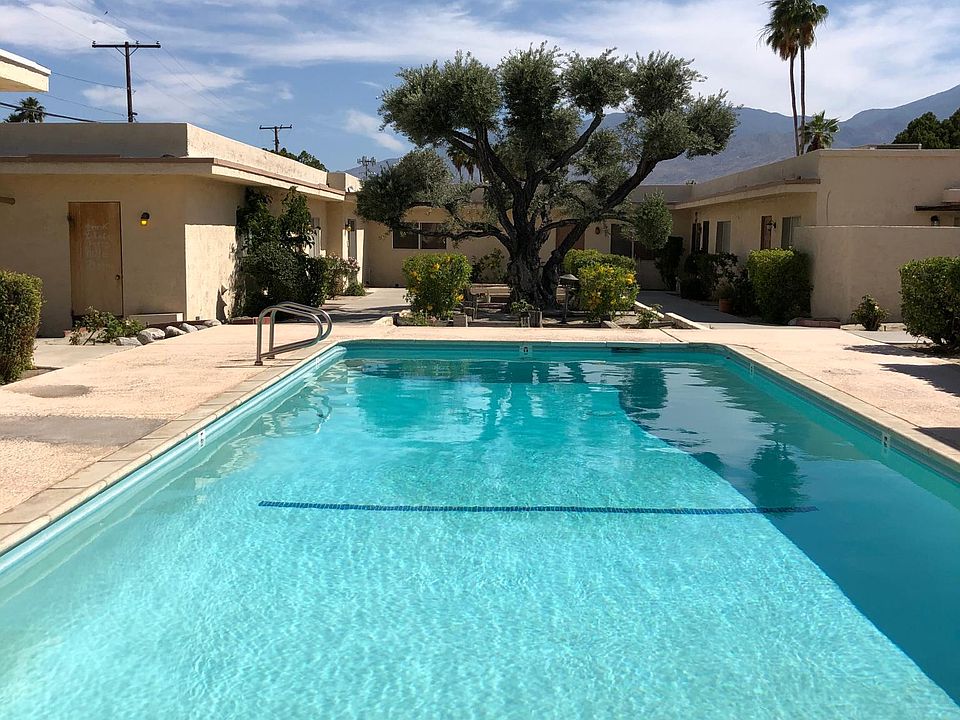 1st image of 150 S Saturmino Dr