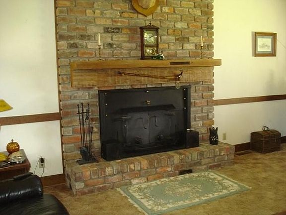3rd image of 641 S Glendale Dr