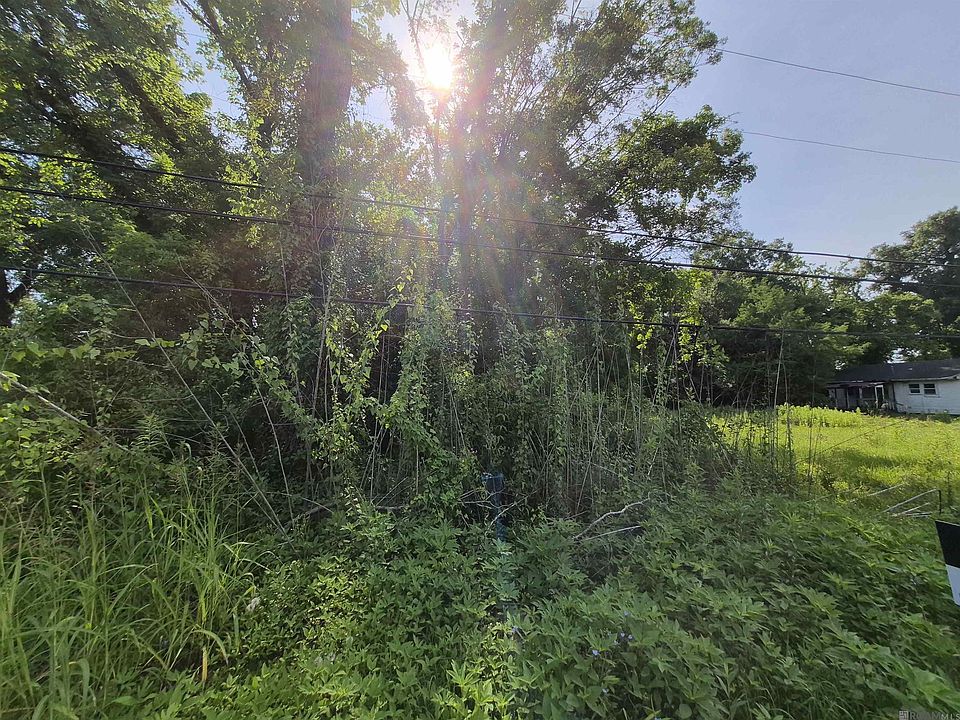2nd image of 3488 Fairwoods Dr