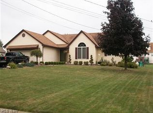 457 Metz Rd E, Columbiana, OH 44408