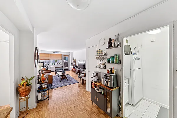 Rented by Oxford Property Group | media 2