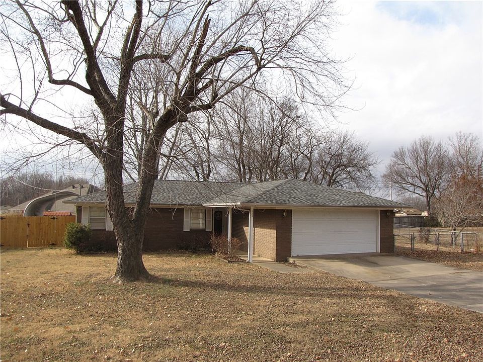 2nd image of 123 Angus Dr
