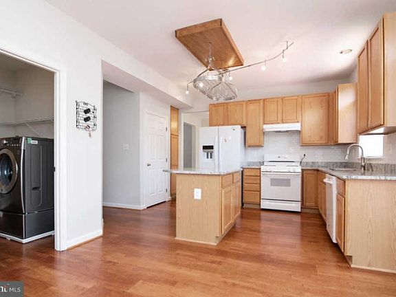 4th image of 21309 Purple Aster Ct