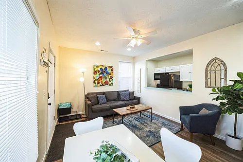 105 Ash St #ID1364141P Photo 1