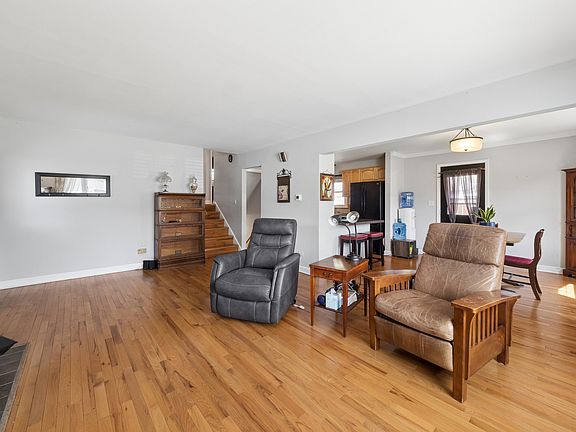 3rd image of 4006 Liberty Blvd