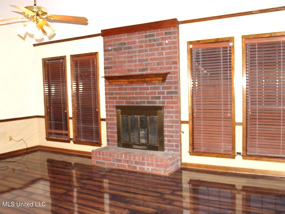 3rd image of 7338 Alexander Rd