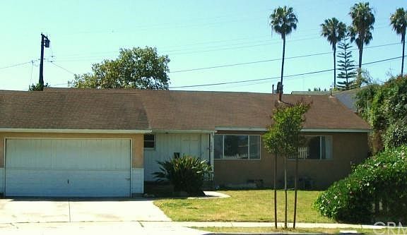 2nd image of 5505 Glenn Pl