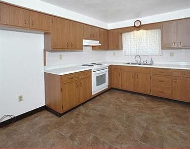 4th image of 315 N 14th St