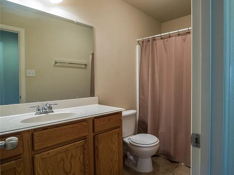 1412 Kittyhawk Dr — Photo 5