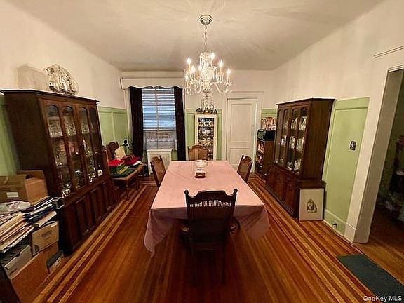 3rd image of 3321 82nd St APT 1