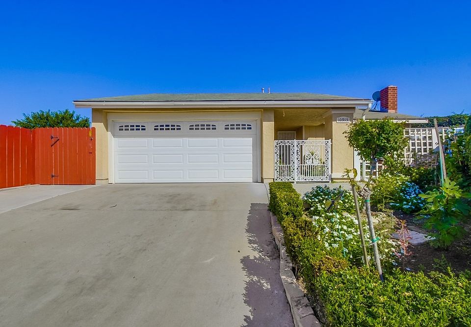 1st image of 10915 Glenda Ct