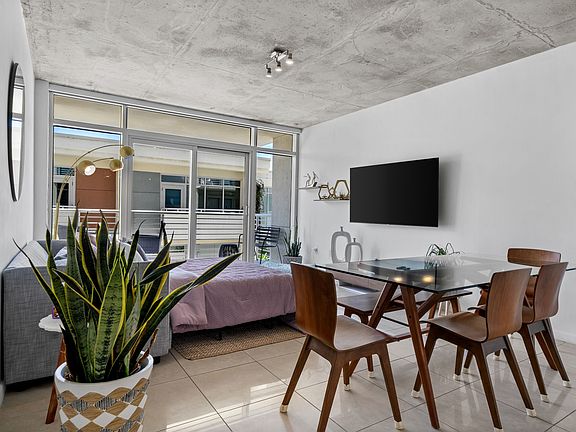 2nd image of 3250 NE 1st Ave APT 613