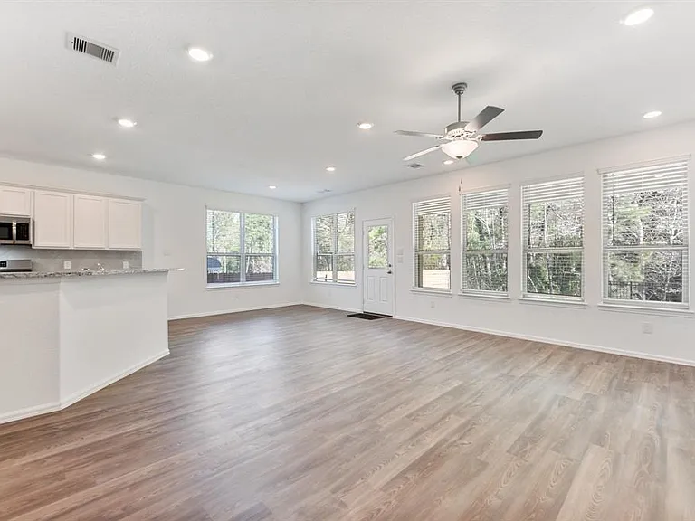 6016 Heritage Creek Ln — Photo 8
