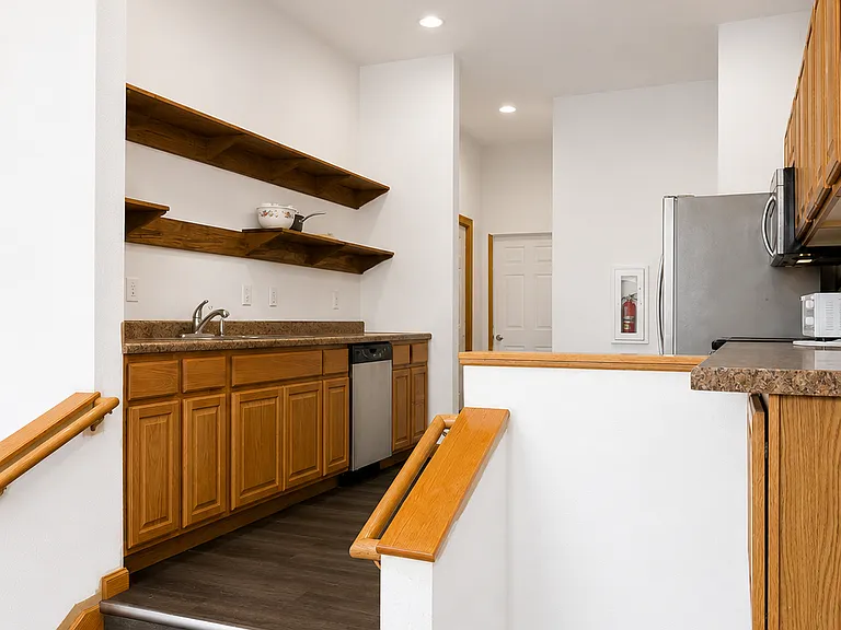 539 Pacific Ave SW #STUDENT — Photo 3