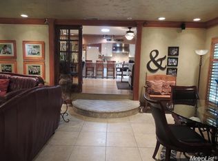 1404 W Rumble Rd, Modesto, CA 95350