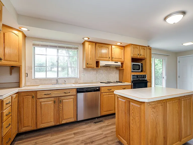 1210 Rona Parkway Dr — Photo 14
