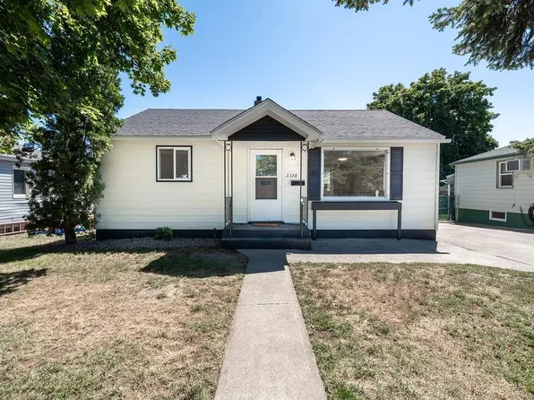 2324 E Rockwell Ave, Spokane, WA 99207