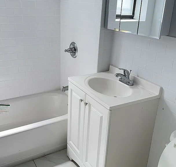 462-Abbington Apartments, LLC — Photo 24