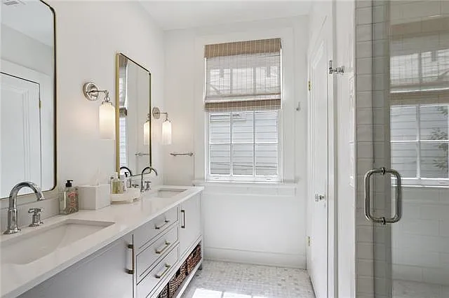 1453 Webster St — Photo 19
