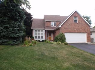 6107 Puffer Rd, Downers Grove, IL 60516