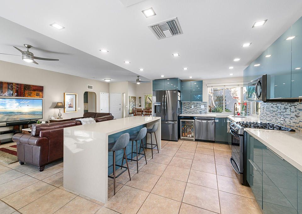 1st image of 44079 Elba Ct